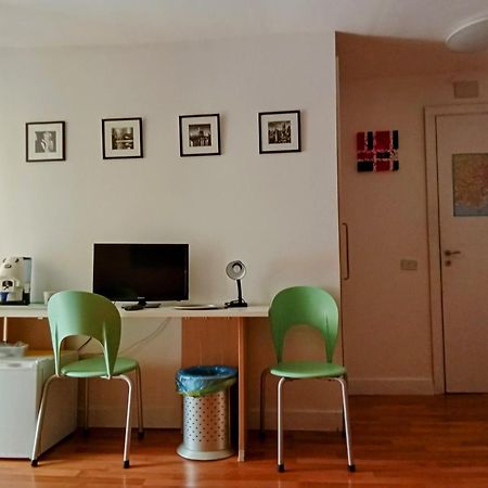 Spazio Hotel Napels Buitenkant foto