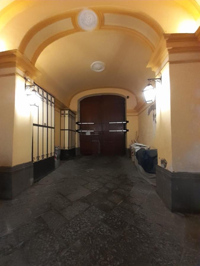Spazio Hotel Napels Buitenkant foto
